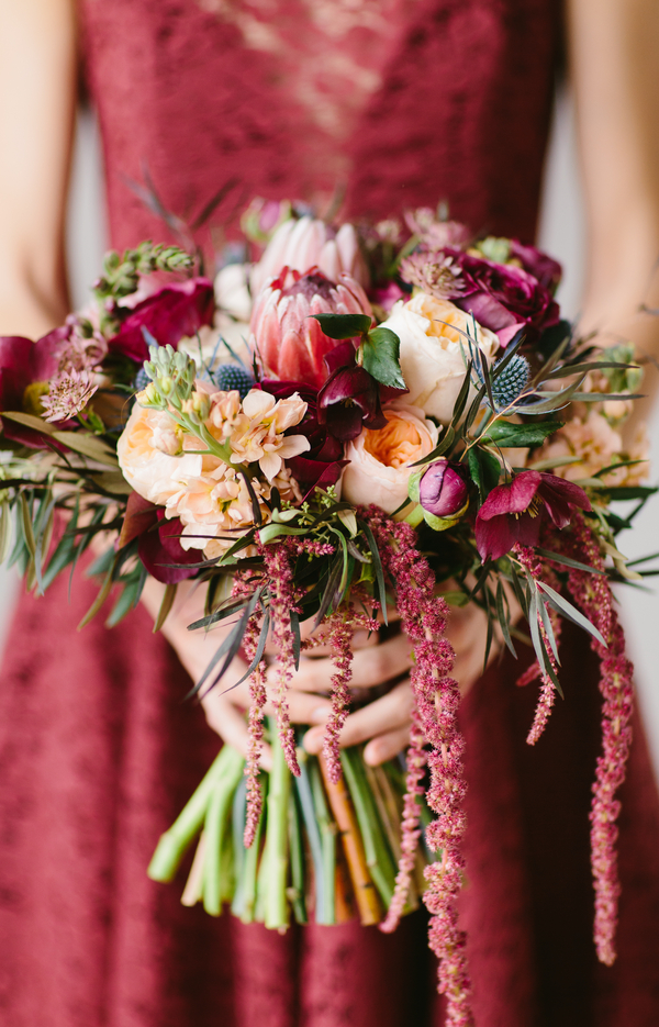 25 Bouquets With Garden Roses For This Fall Parfum Flower Company Fall Inspired Bouquet With Garden Roses