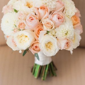 The 6 Most Por Types Of Wedding Bouquets This Type Of Wedding Bouquet Can Be Easily Tailored In Cost Because Its Ability To Compromised Either The Same Flower Or An Ortment