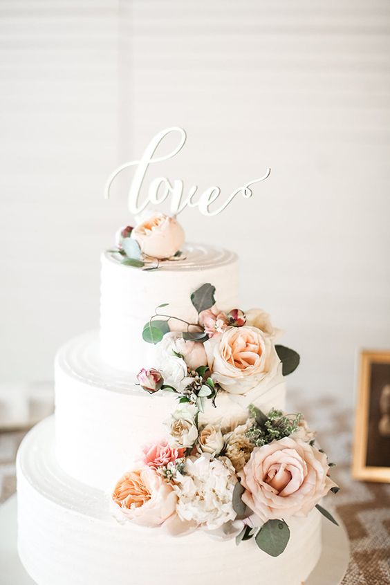 40 Wedding Cakes With Roses You Just Can T Resist